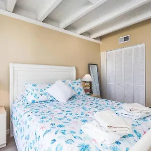 https://jada-buildingnewly-remodeled-pool.ocean-city-hotels.net