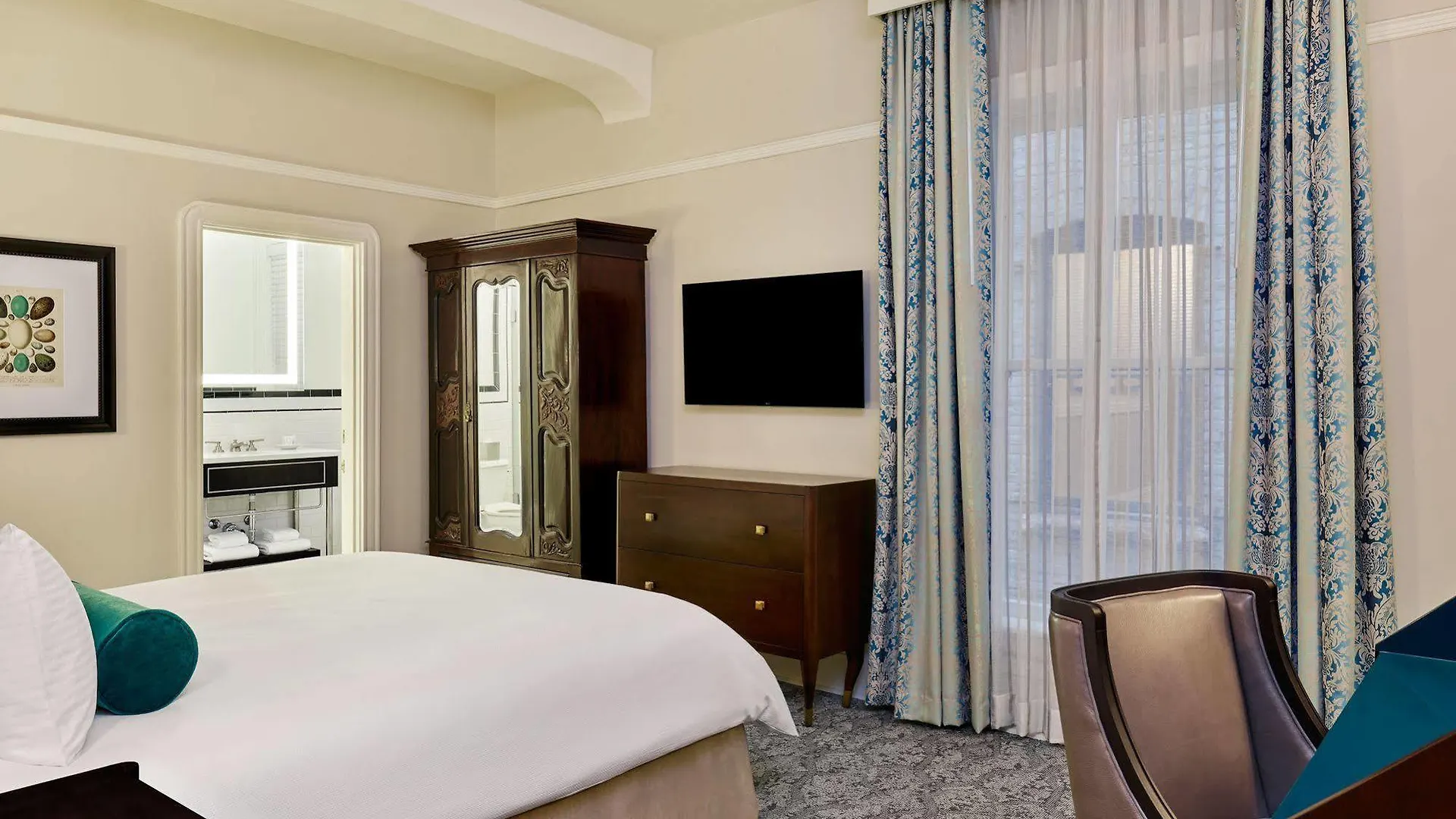 The Oxford Hotel DEN